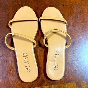 Journee Collection Adyrae in Tan